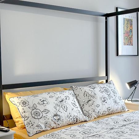 Torre 24 - Luxury Naviglio Suite 밀라노 외부 사진
