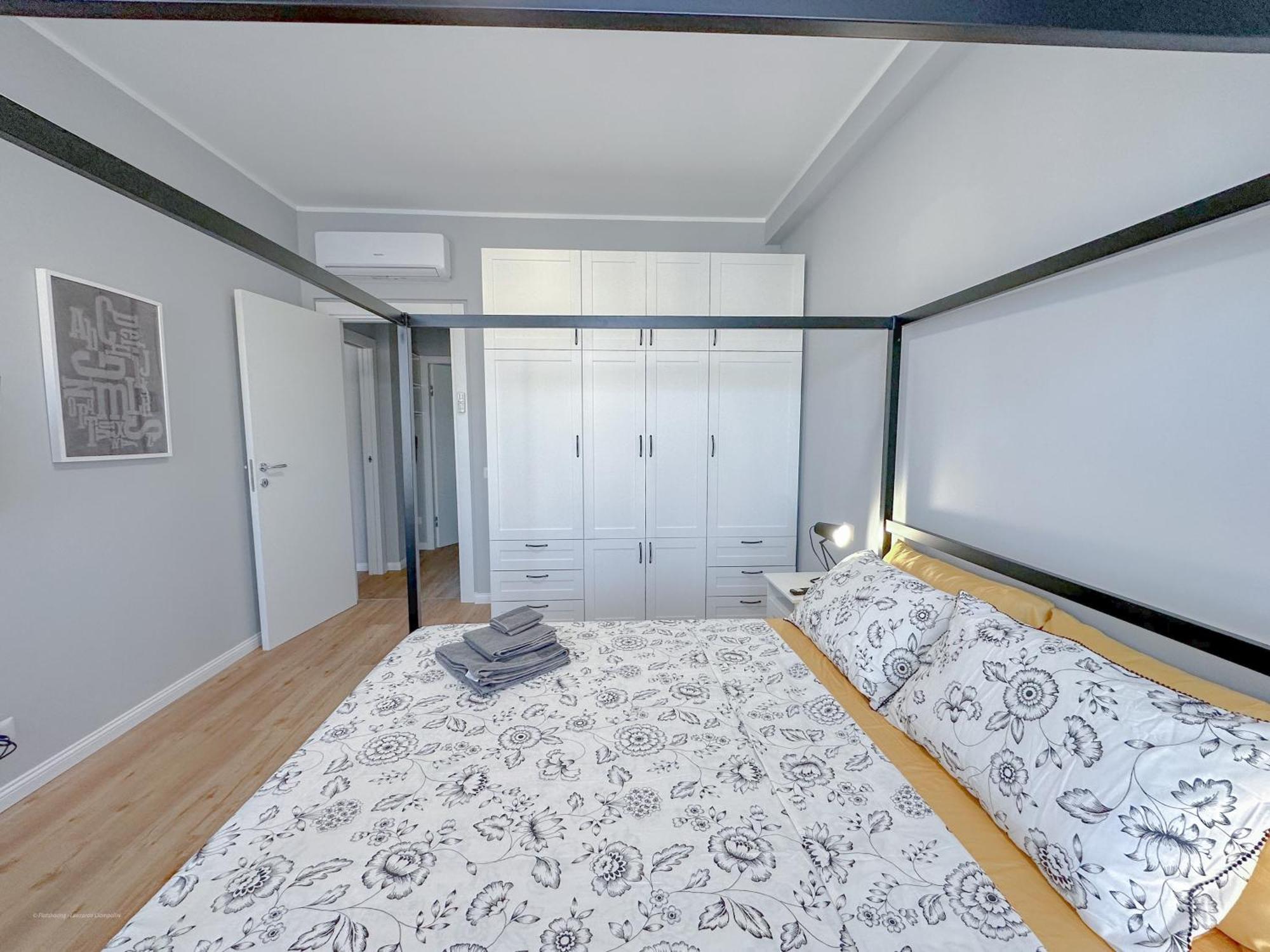 Torre 24 - Luxury Naviglio Suite 밀라노 외부 사진